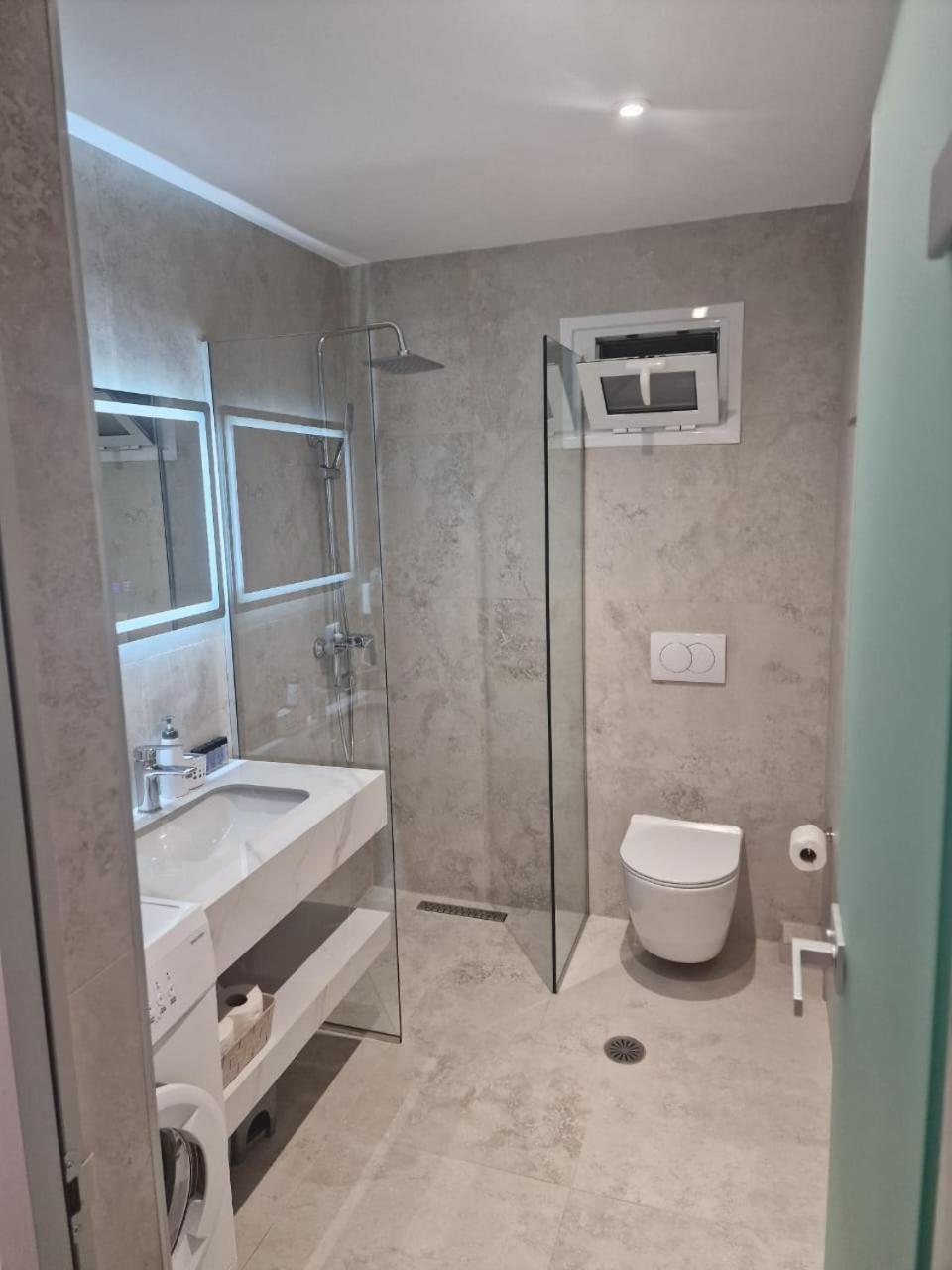 Lido Apartments Химара Экстерьер фото