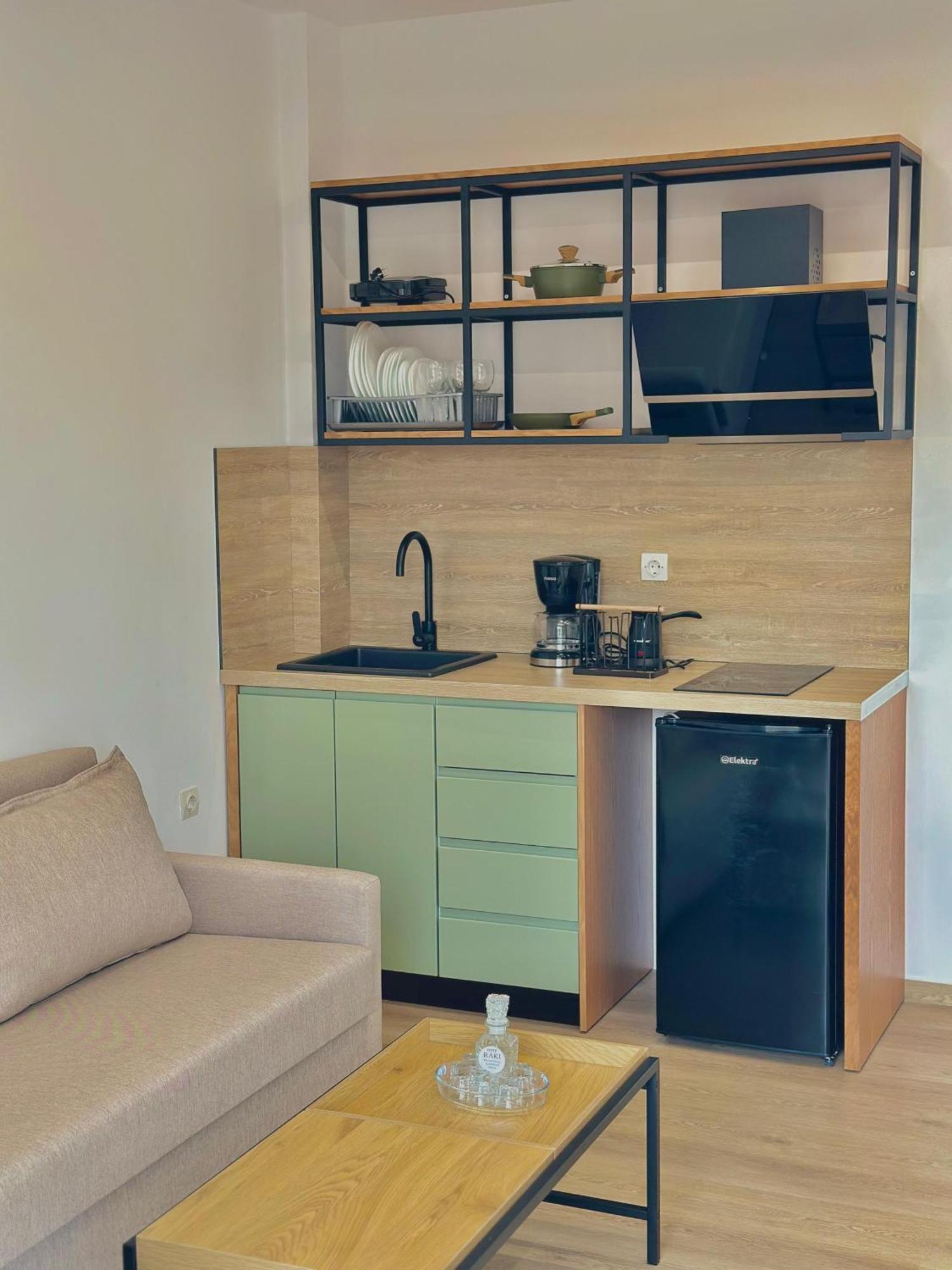 Lido Apartments Химара Экстерьер фото